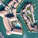 La Maison De L'ile Bora * 폴리코로