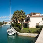 빌라 La Maison De L'ile Bora 폴리코로