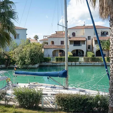 빌라 La Maison De L'ile Bora 폴리코로